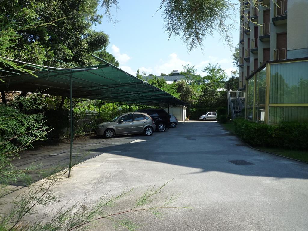 Hotel Brasilia Marina di Pietrasanta Bagian luar foto